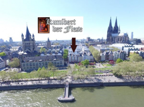Гостиница Hotel Kunibert der Fiese - Superior  Кёльн